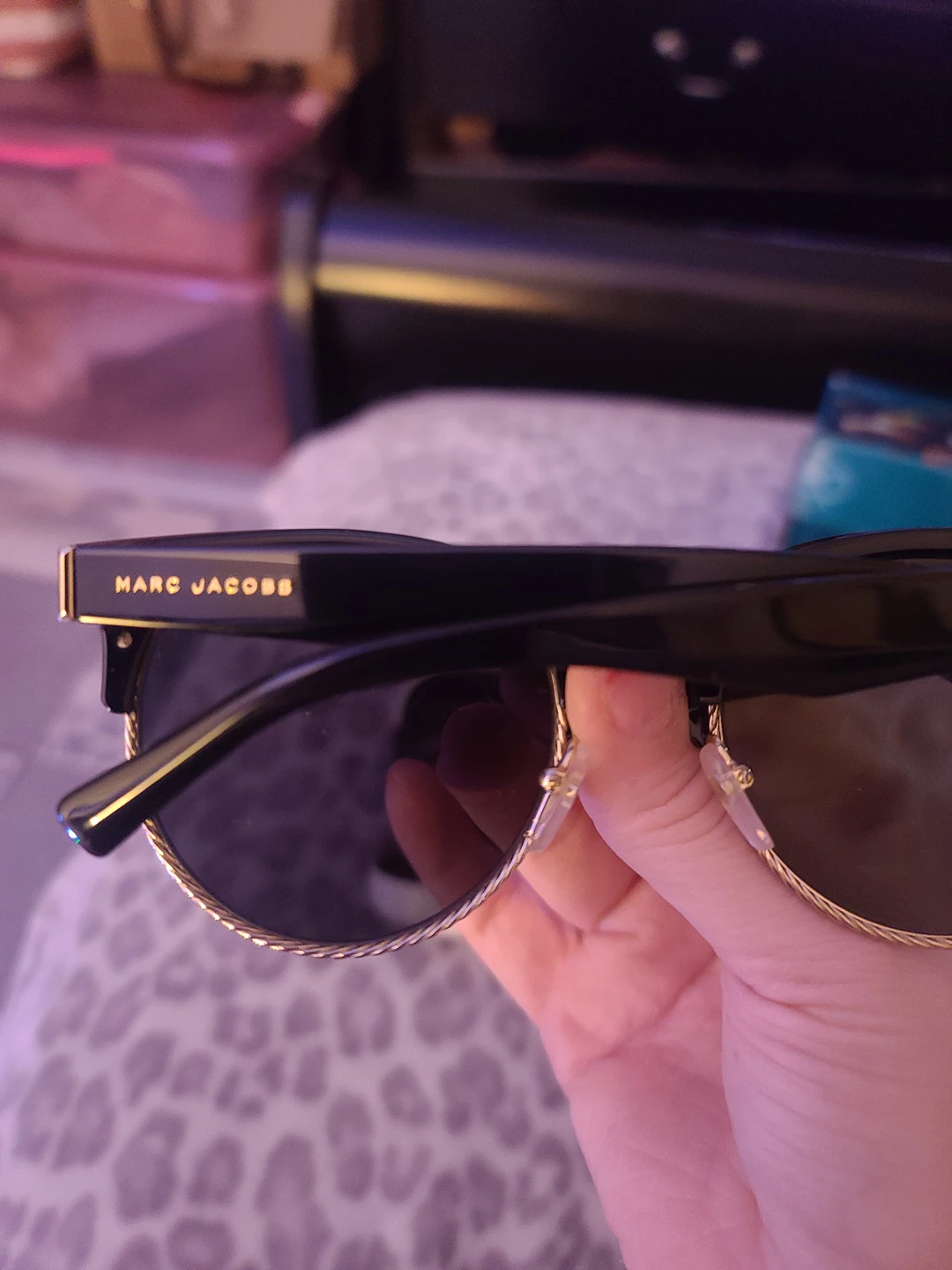 MARC JACOBS SUNGLASSES image indicator(2)