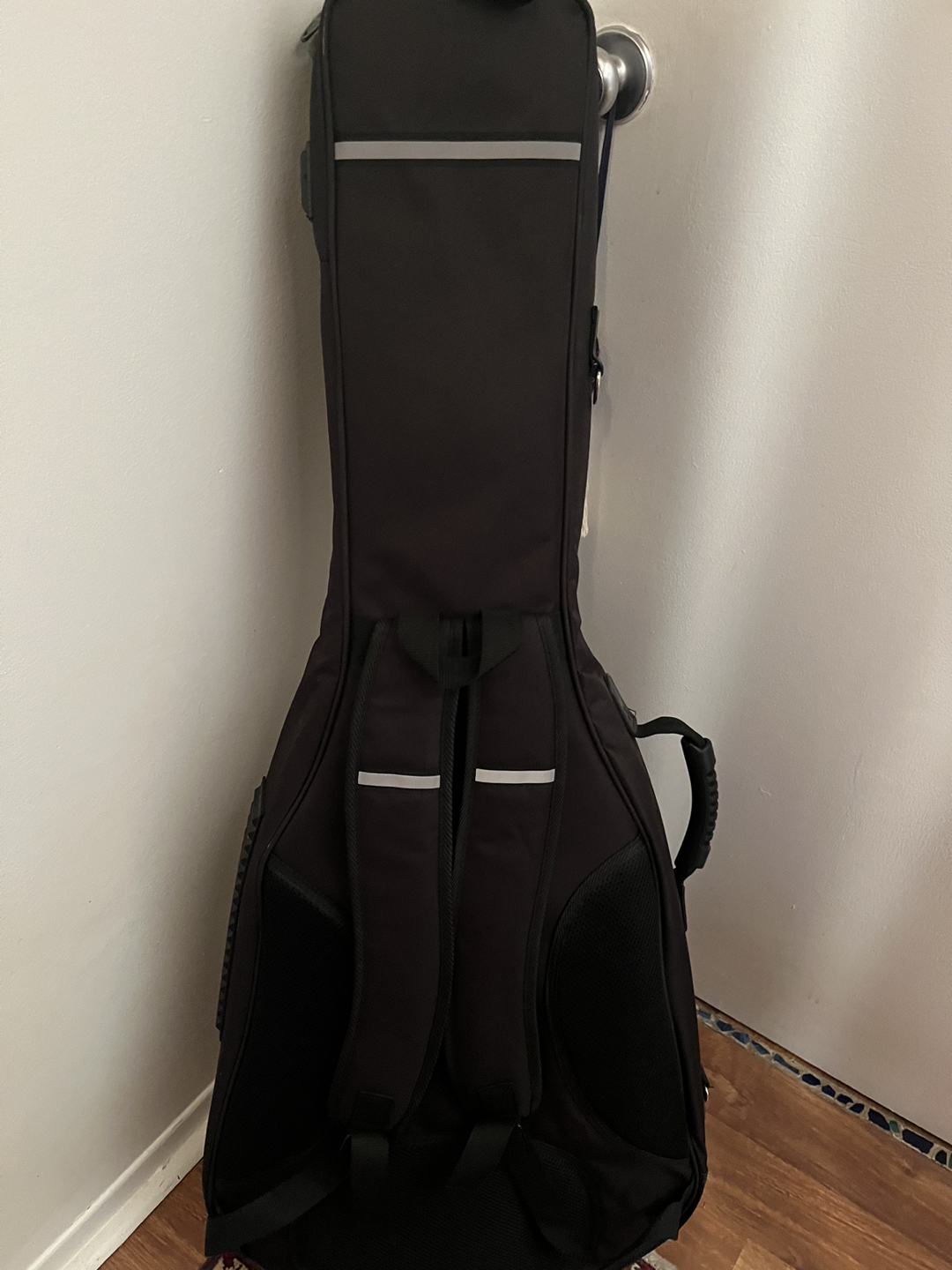 Dreadnought soft guitar case image indicator(2)