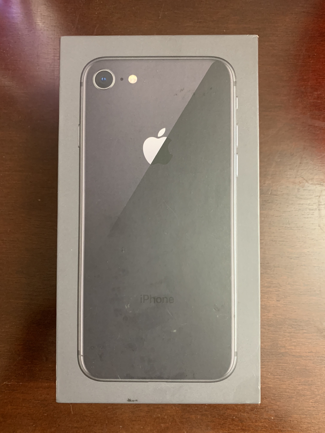 iPhone 8 - 64 GB