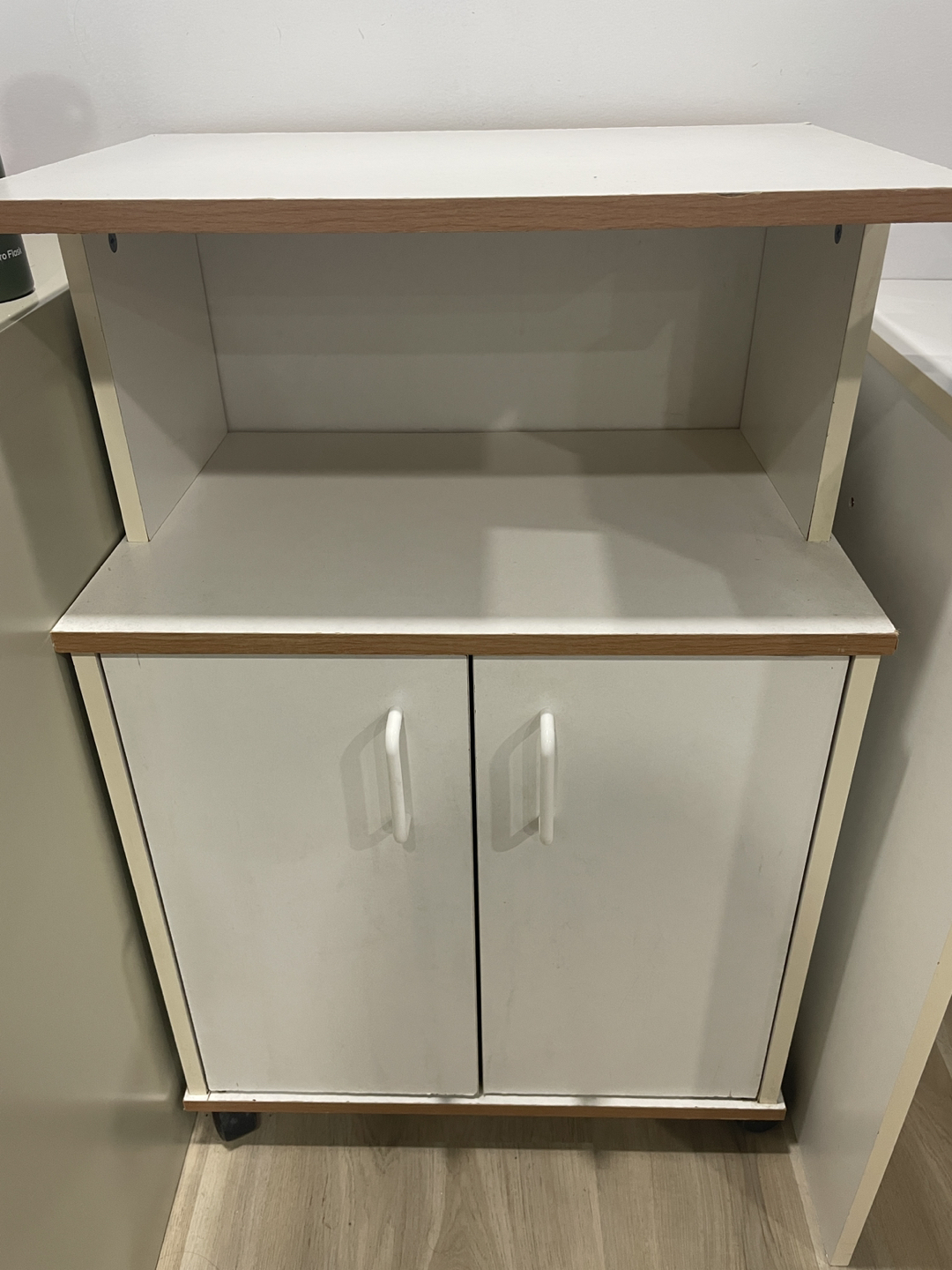 Microwave stand