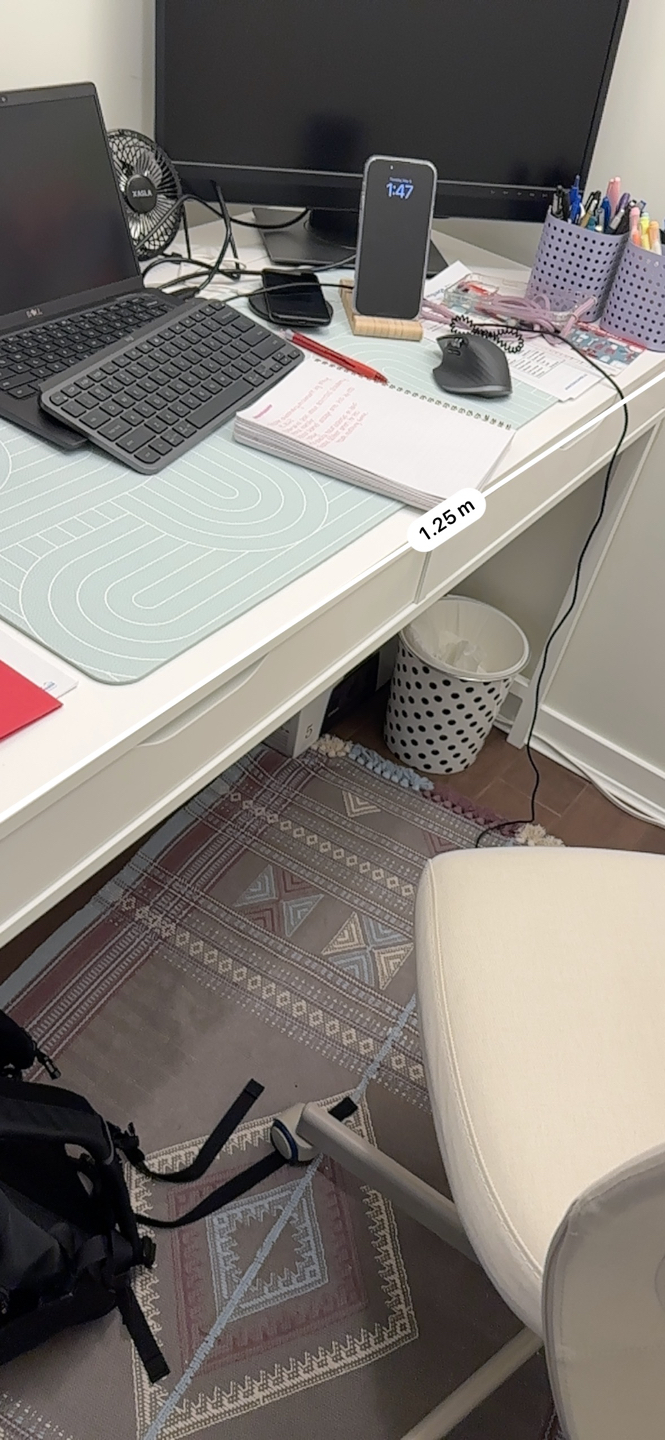 Office desk - photo 2