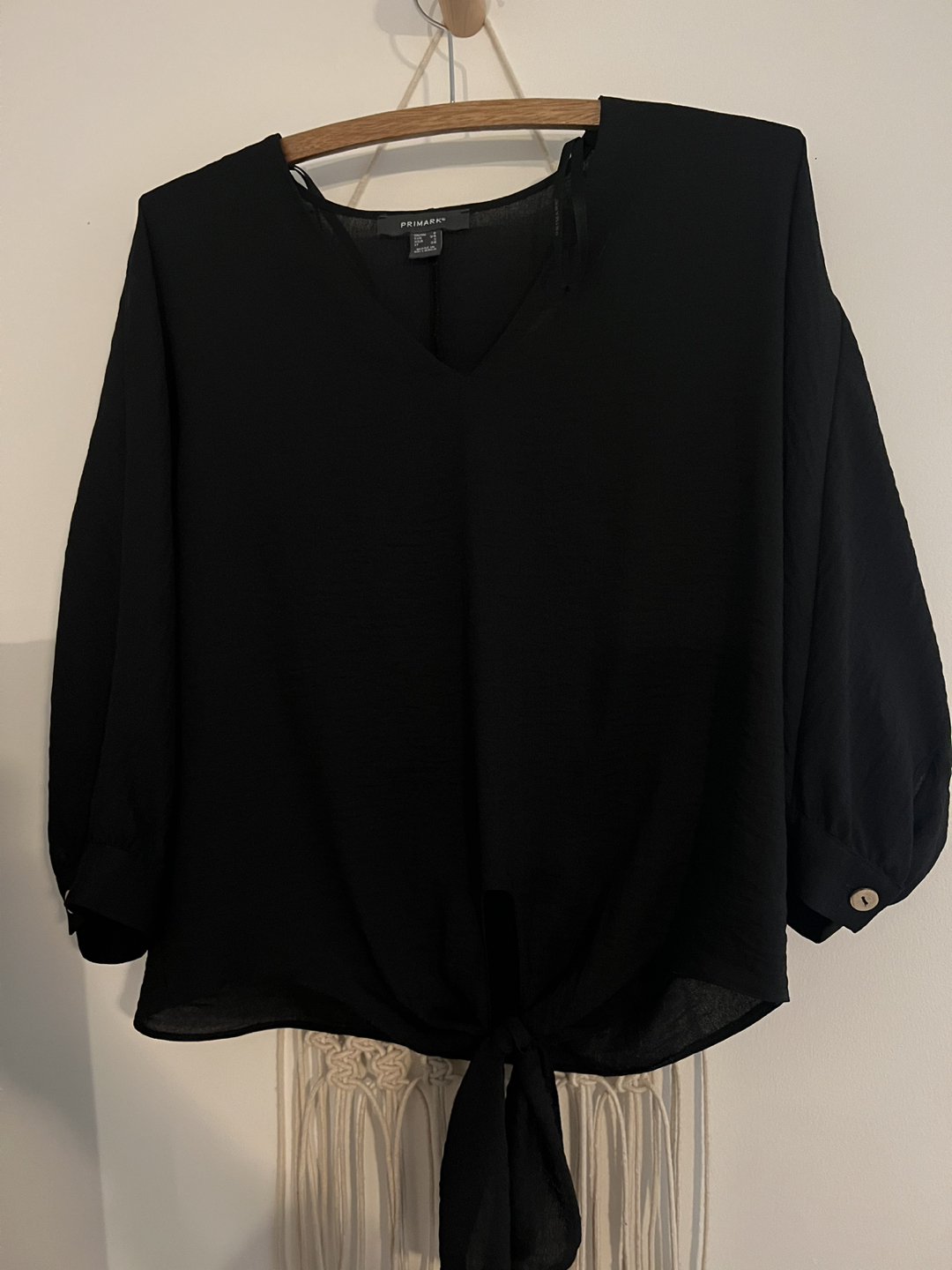 #freecycle Nice floaty black top