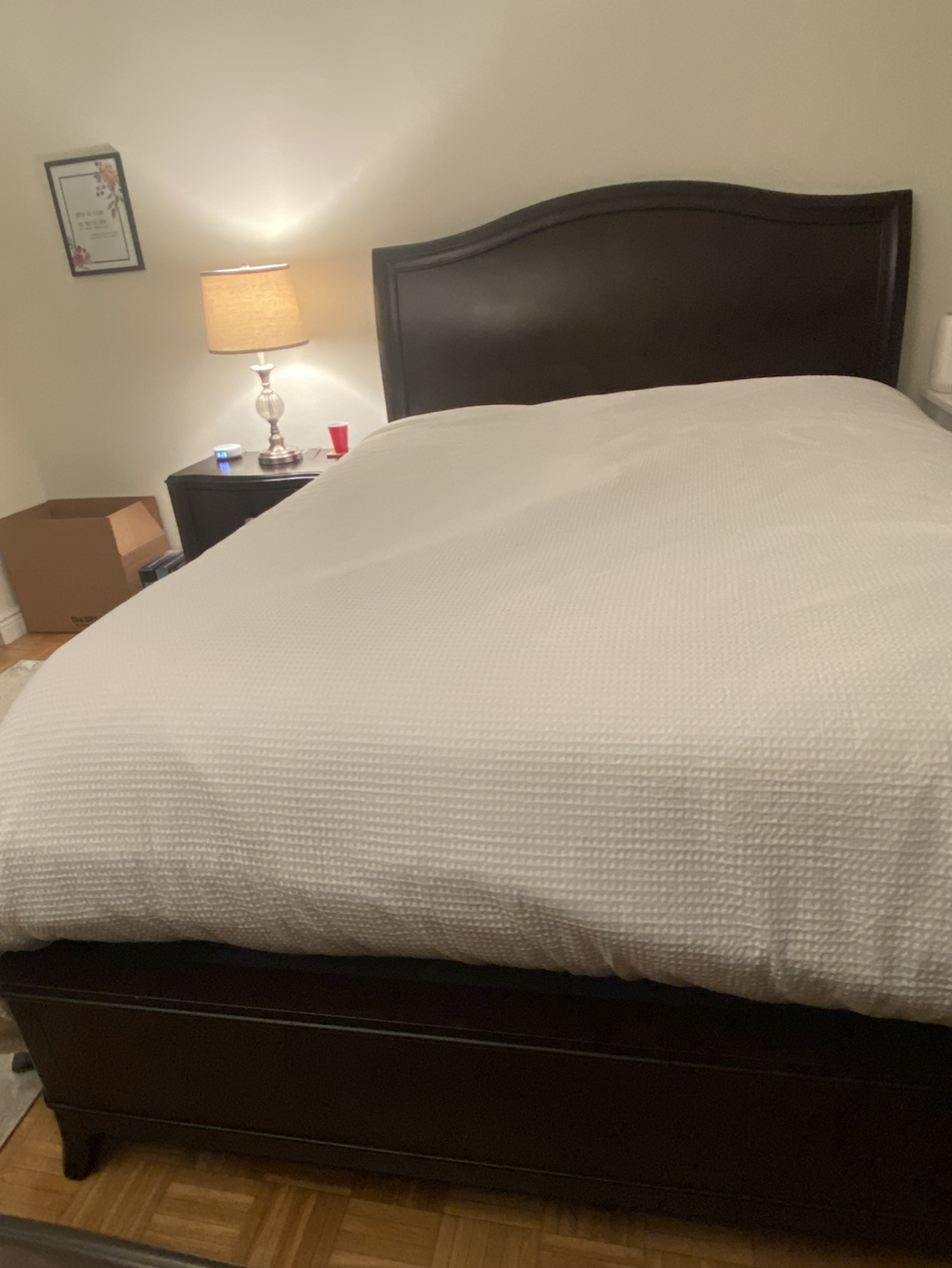 Legacy Furniture Bedframe - photo 4