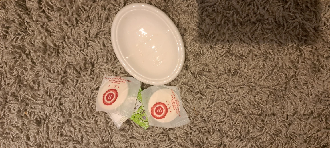 soap dish and skne small soaps #freecycle thumbnail