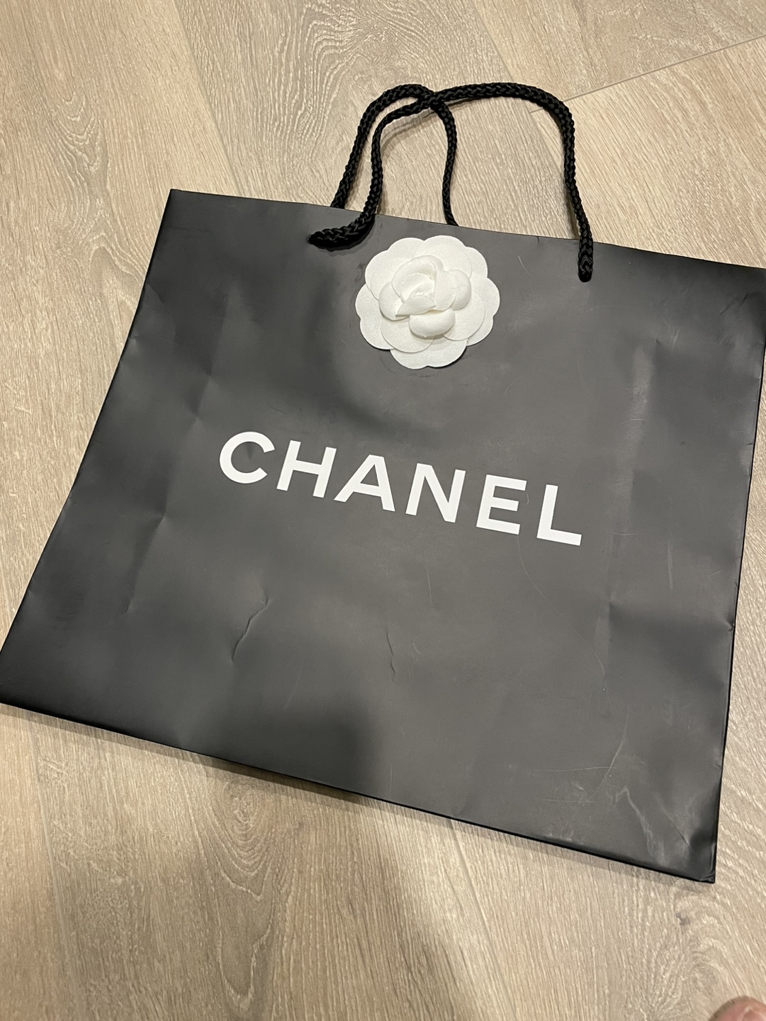 CHANEL shop bag