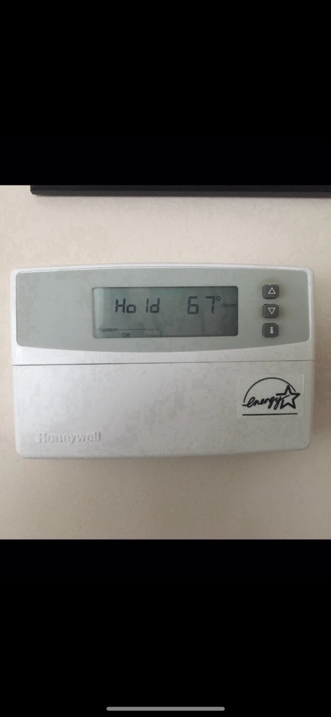 Honeywell Programable Thermostat thumbnail