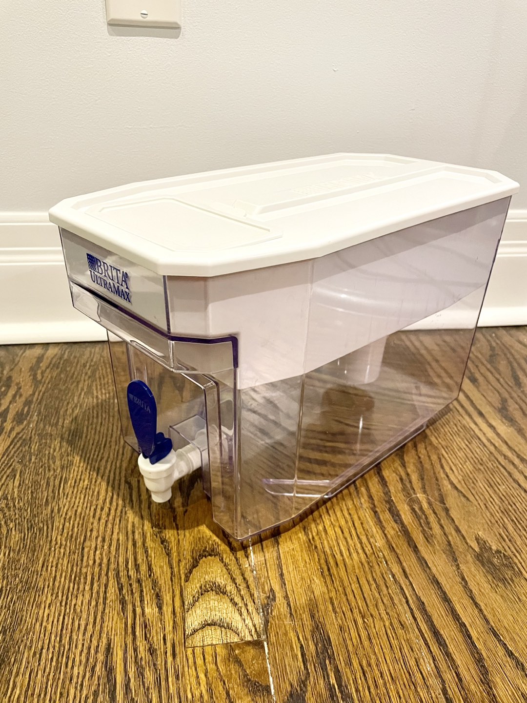 Brita XL UltraMax 27 Cup Water Dispenser thumbnail