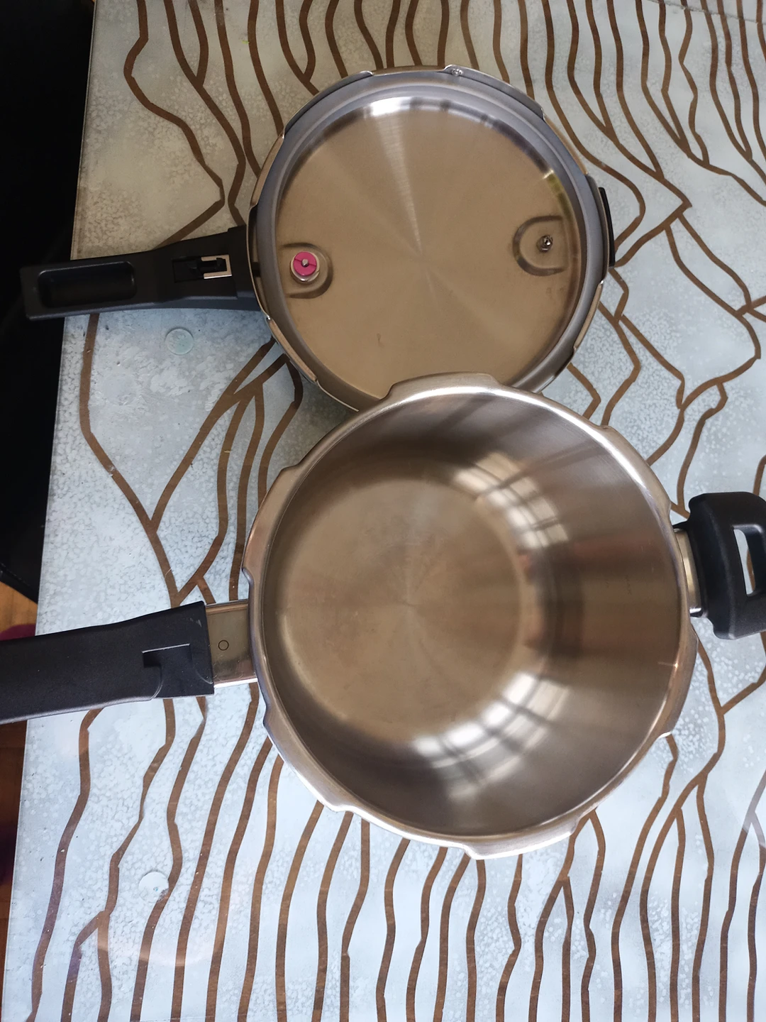 Pressure Cooker - photo 3