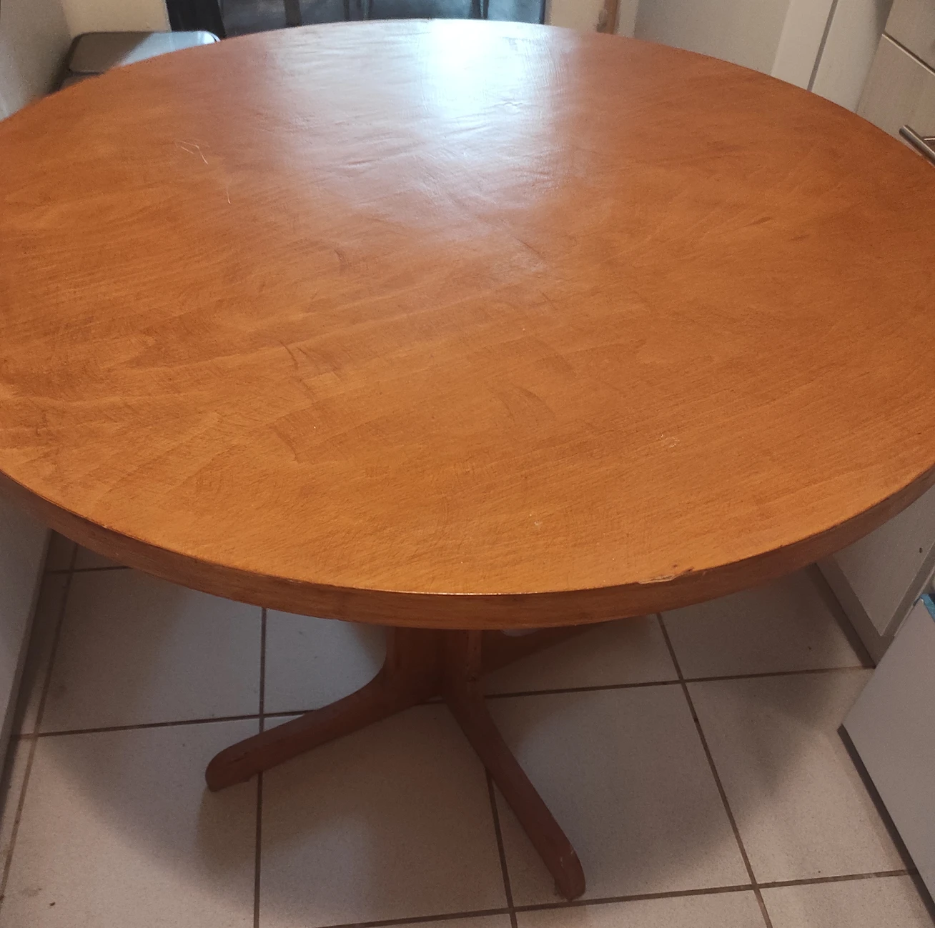 Round Dining\Kitchen table