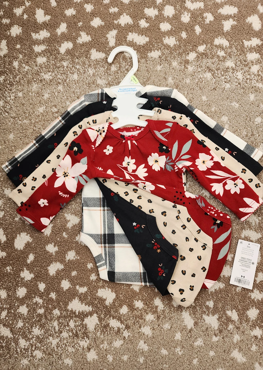 NWT 0-3 Month 4-pk Carter's Long Sleeve Bodysuits