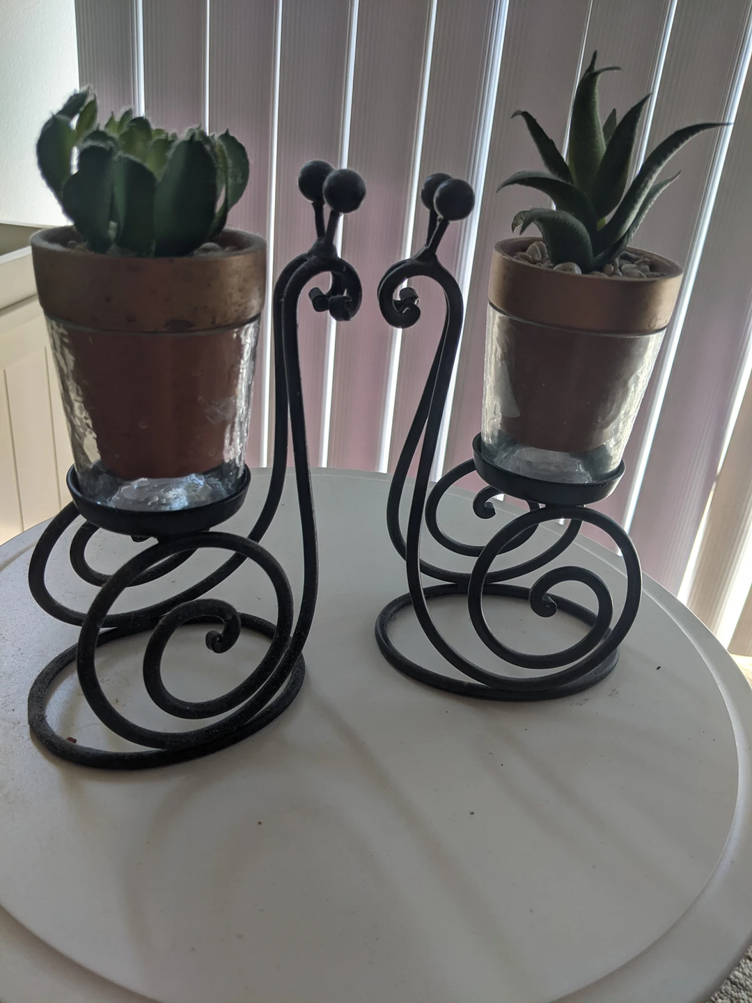 Set of snail planter thumbnail