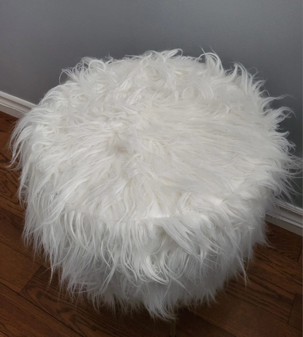 Ottoman with metal legs🌱🌱🌱 image indicator(3)