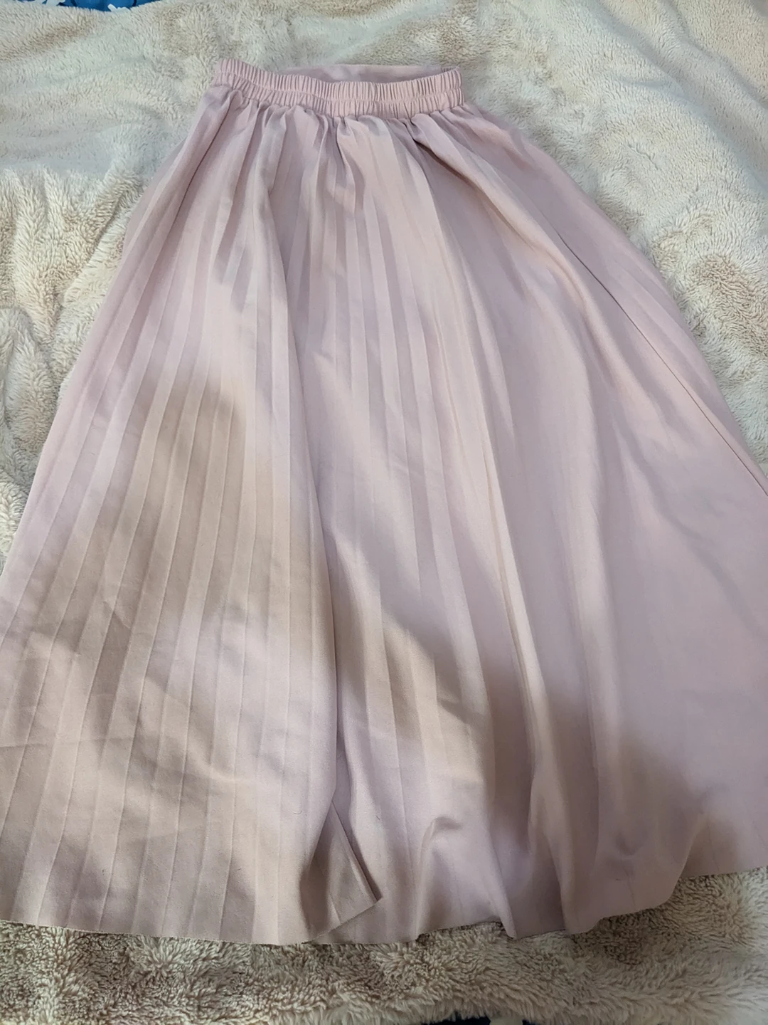 long pink skirt thumbnail