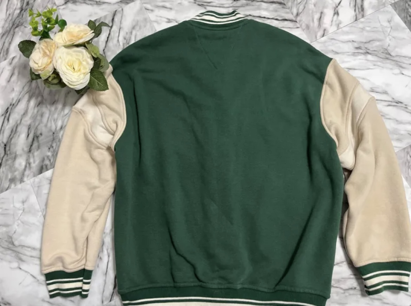 Green varsity style jacket. BERSHKA - photo 5