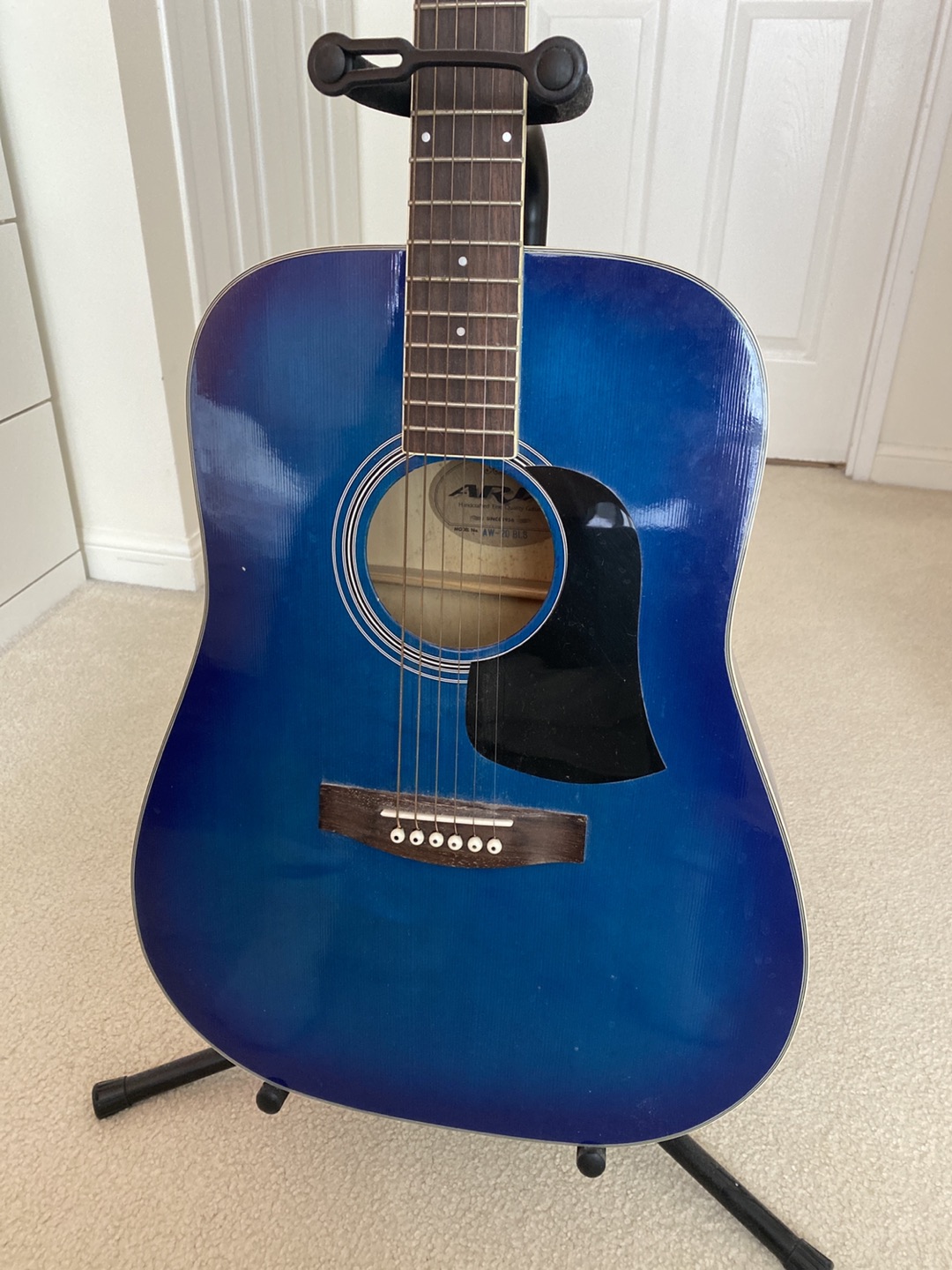 Beautiful blue guitar with case and stand image indicator(3)