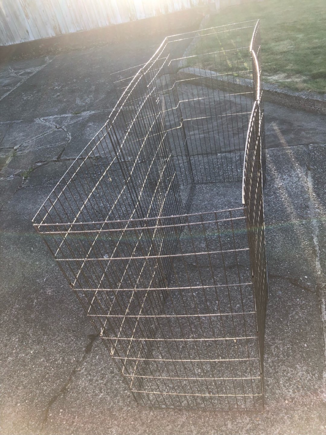 Large 8 Panel Metal Pet Play Pen Fence Multi-shape image indicator(6)