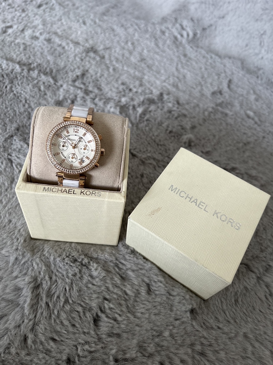 Micheal Kors Watch - photo 2