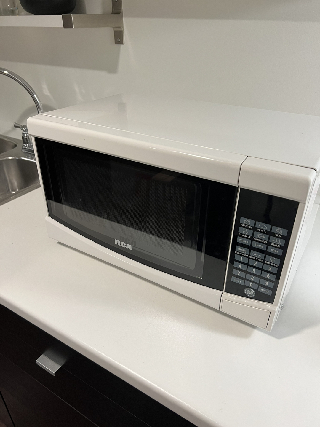 Moving Sale: RCA Microwave