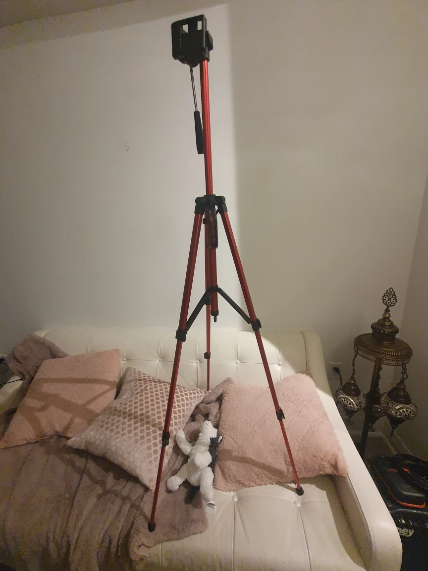 Lightweight Tripod #freecycle - photo 2