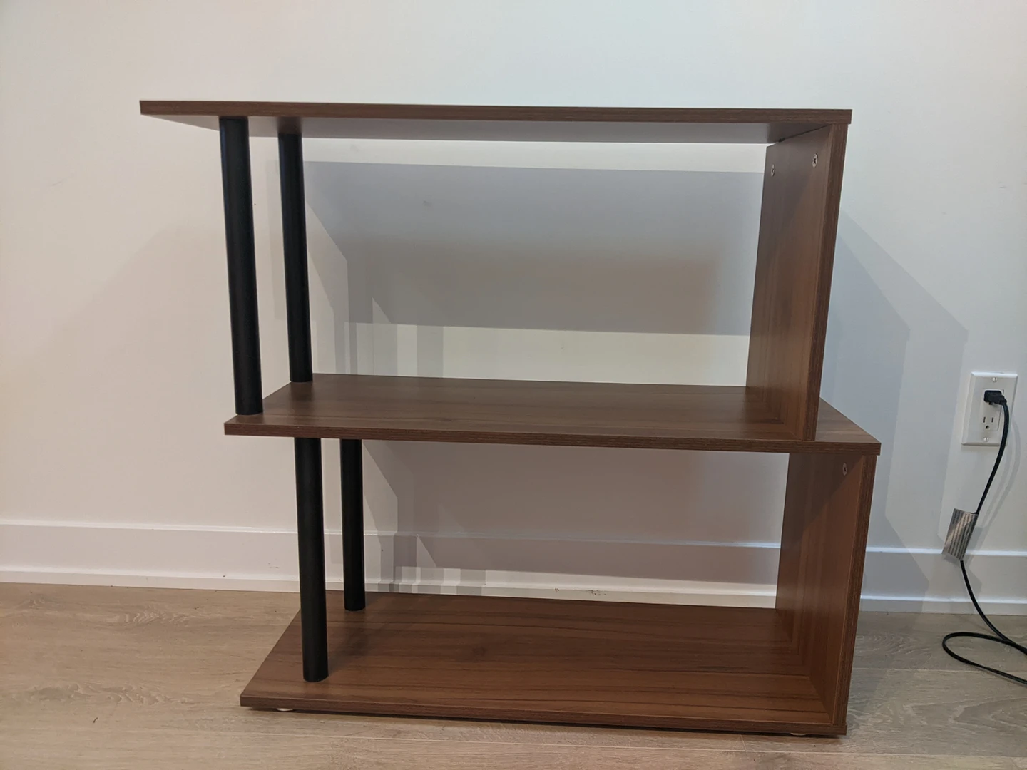 Light Brown/Black Wood Bookshelf. - photo 2