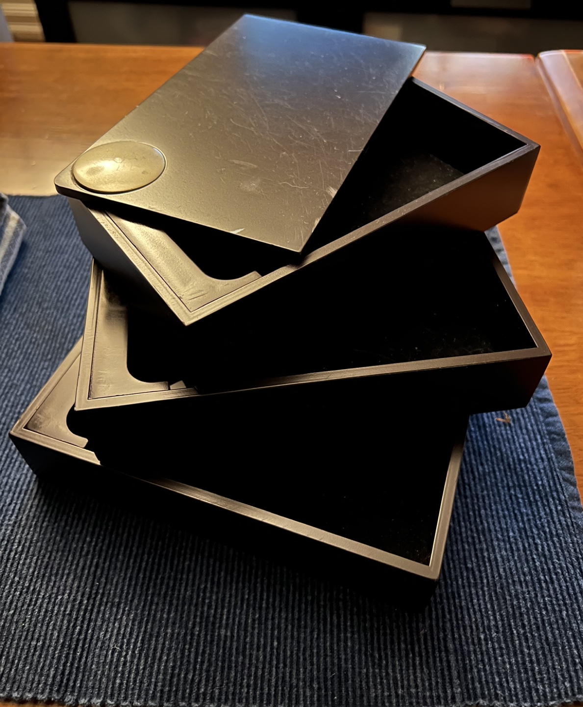 Jewelry box