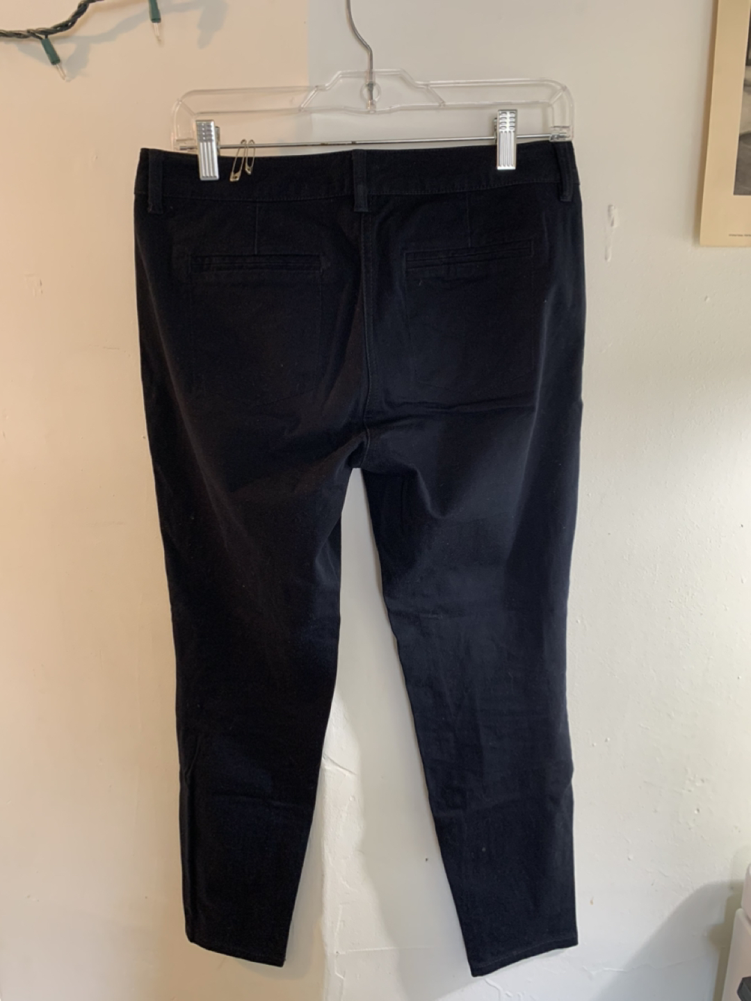 Women’s Jacob pants, size 30, like new image indicator(3)