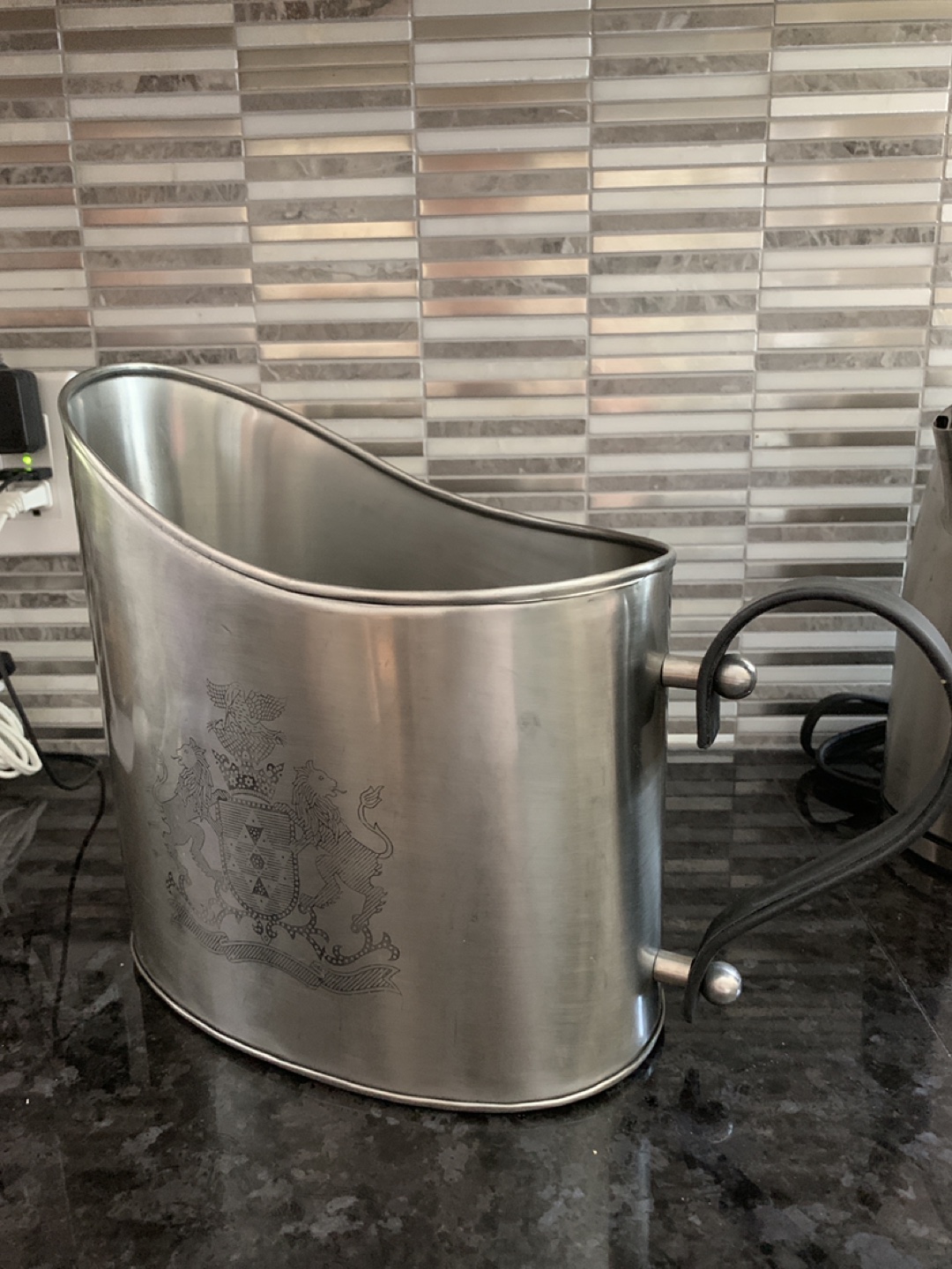 Garden water holder