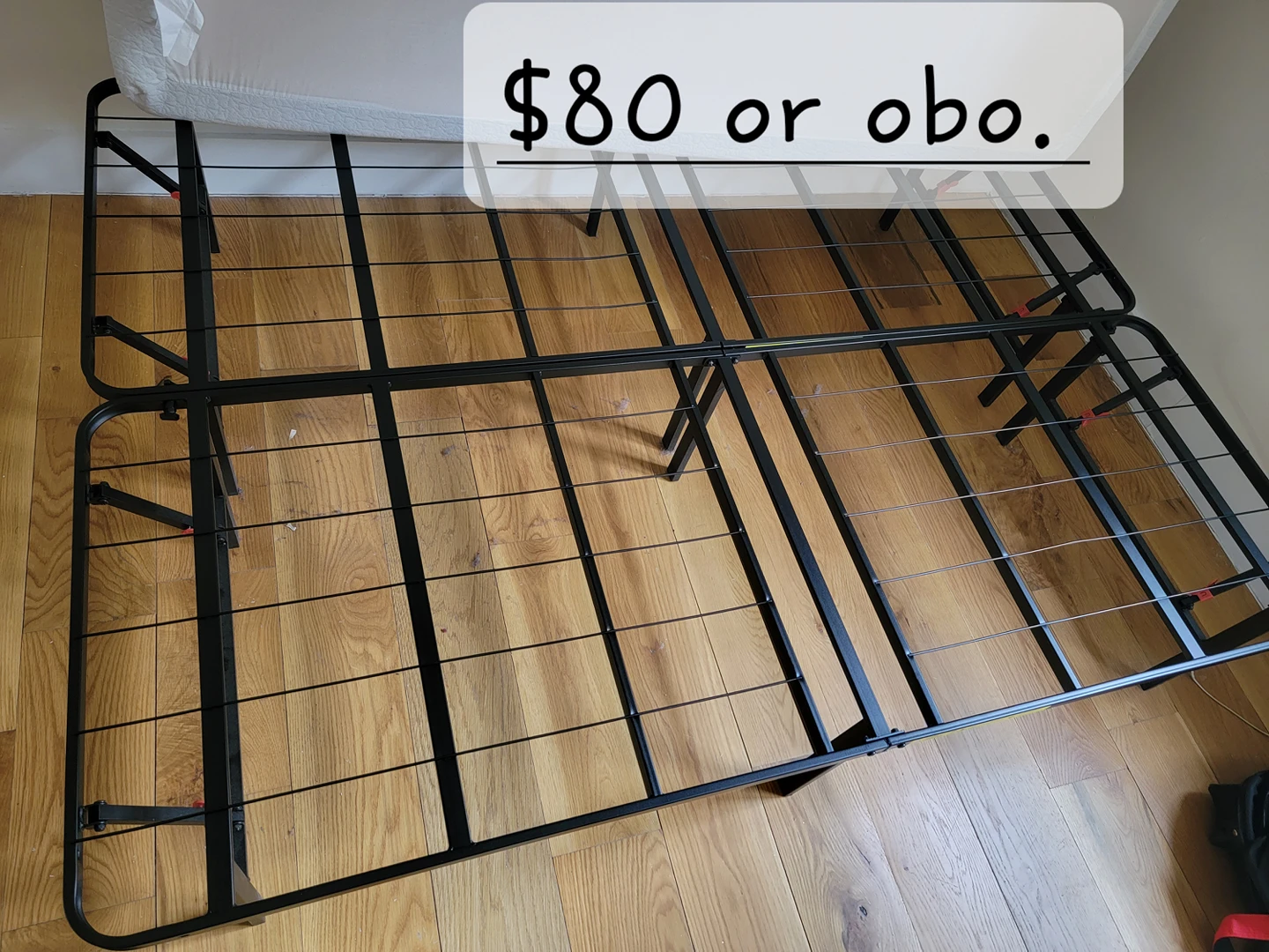 moving Out sale: space heater, pan , cockroaches fogger - photo 5