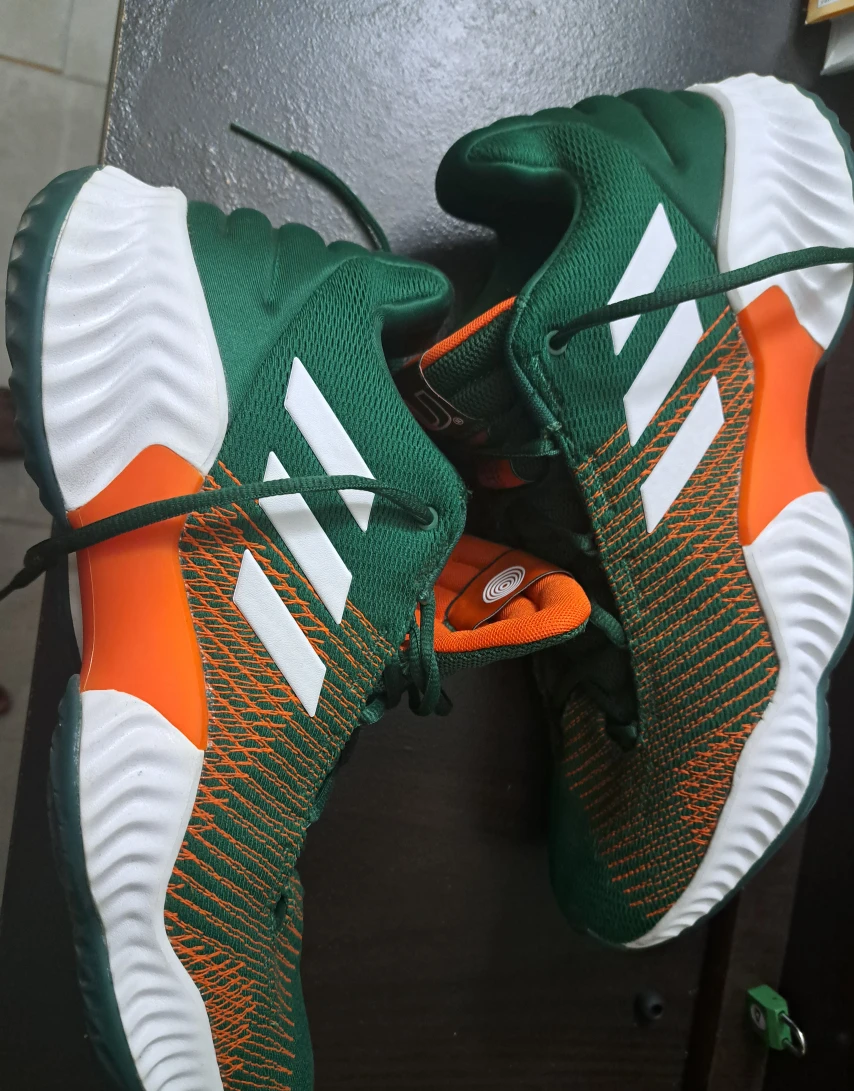 Adidas shoe - photo 2