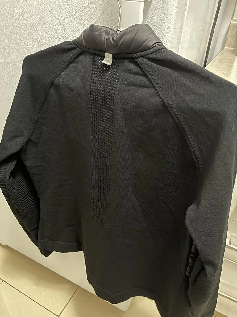 Brand New PUMA women's padded running jacket image indicator(2)