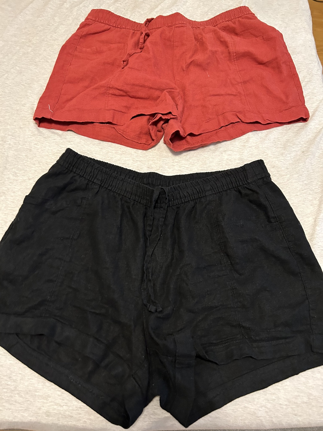 Old navy large linen blend shorts thumbnail