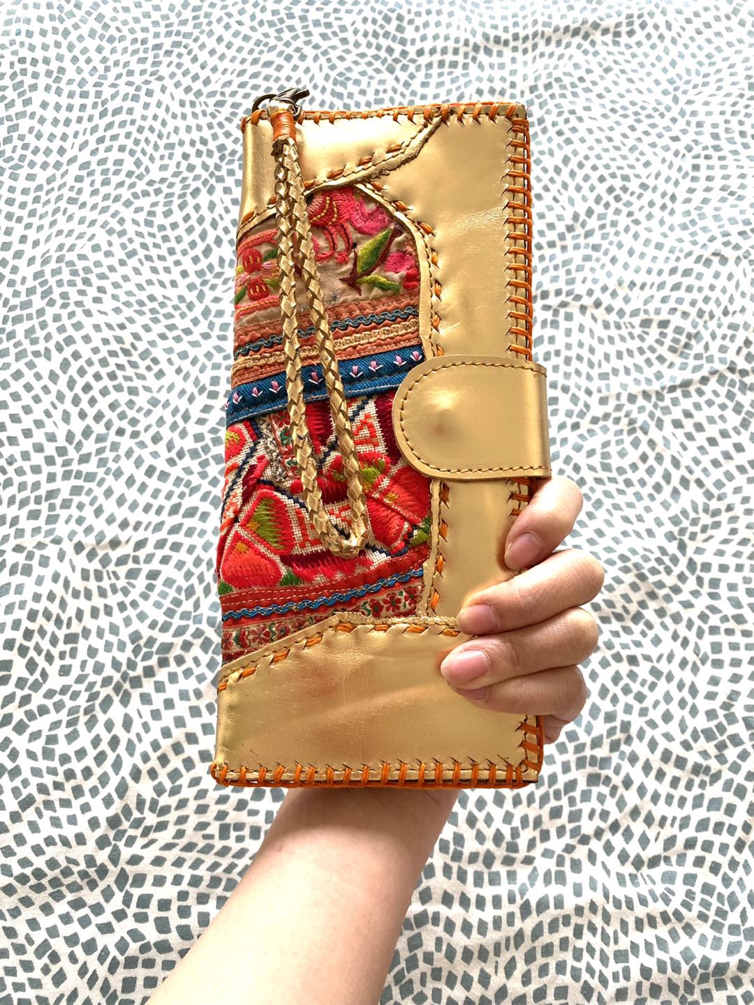 Golden leather&embroidered hand made big wallet from Thailand. image indicator(2)