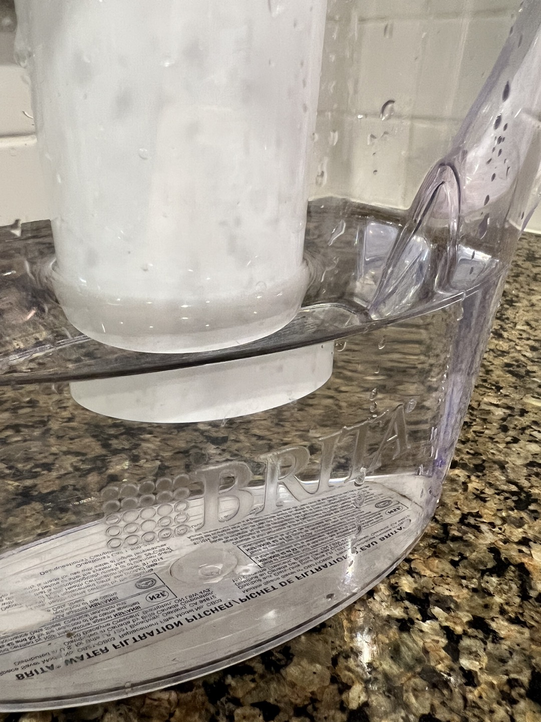 Brita Space Saver Water Filter Pitcher in White, 6 cups - photo 4