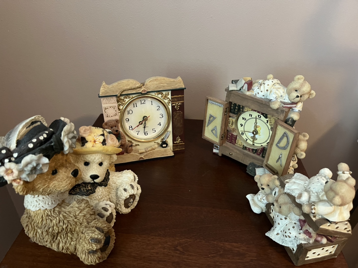 Animal Figurine Set thumbnail
