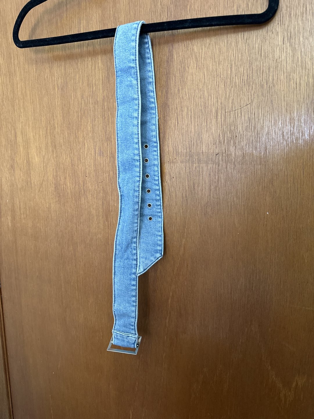 Abercrombie & Fitch A&F size: 28/6R ultra high rise mom jean - photo 4