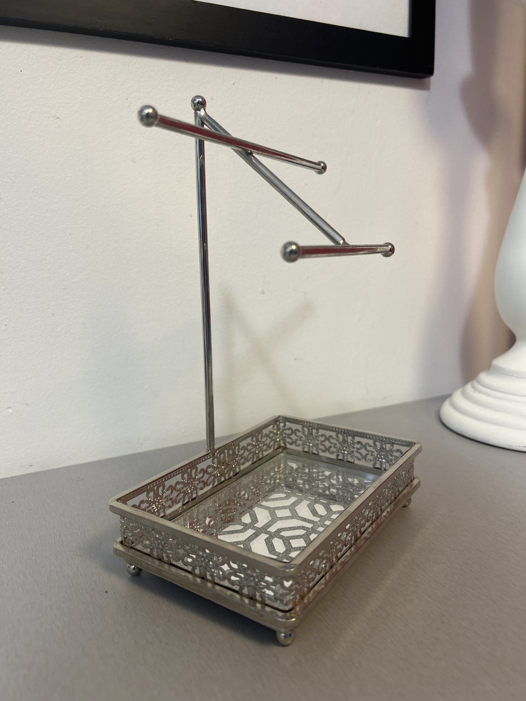 Jewelry Display #Trade for Wine image indicator(2)