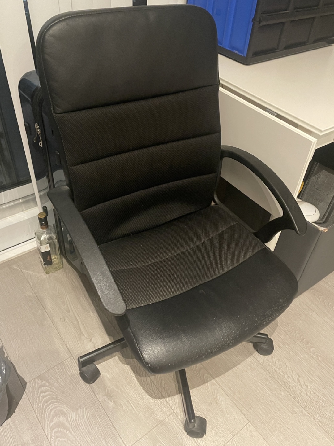 Chair thumbnail