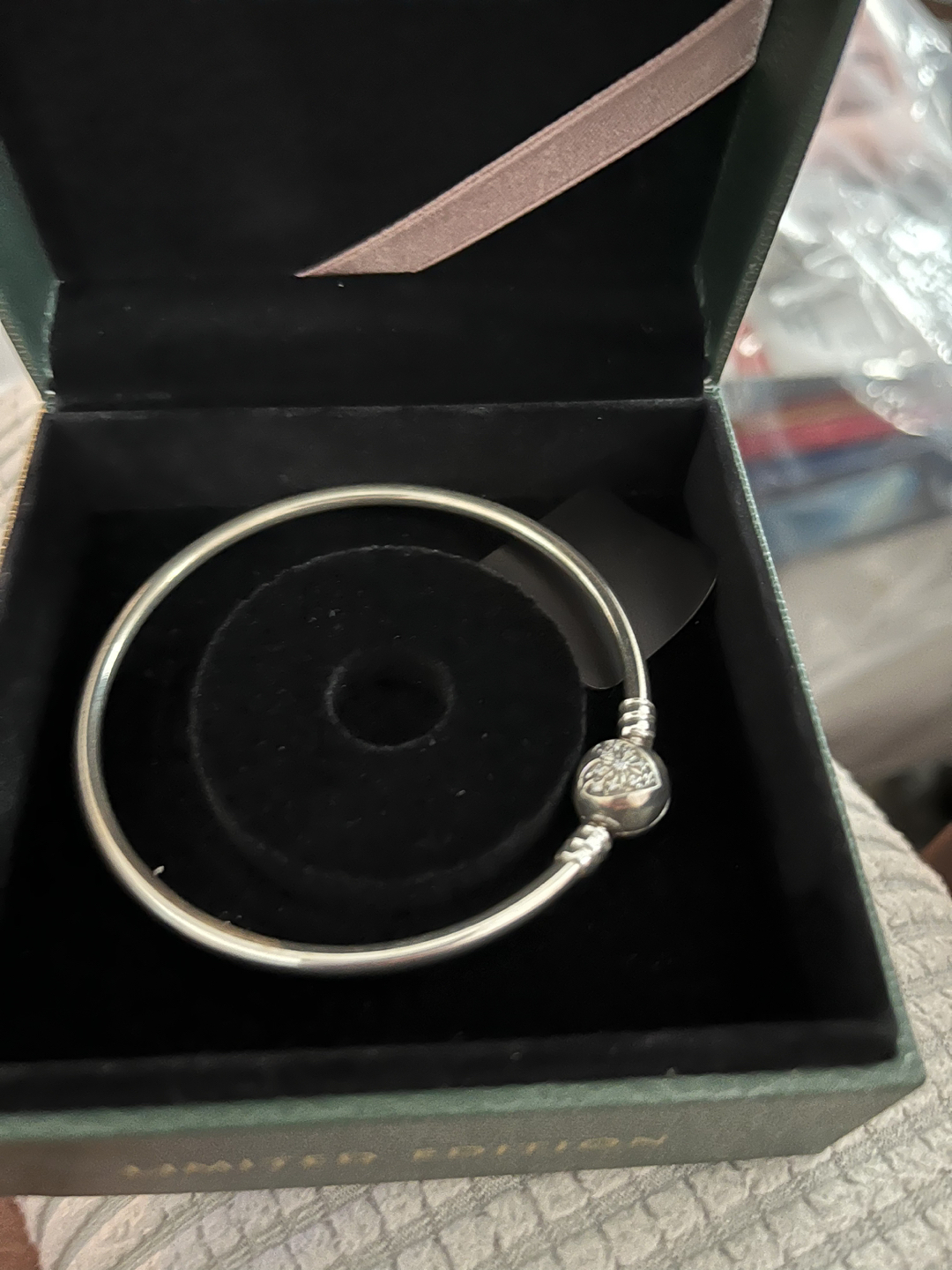 Pandora bracelet-new, engraved with heart clasp thumbnail