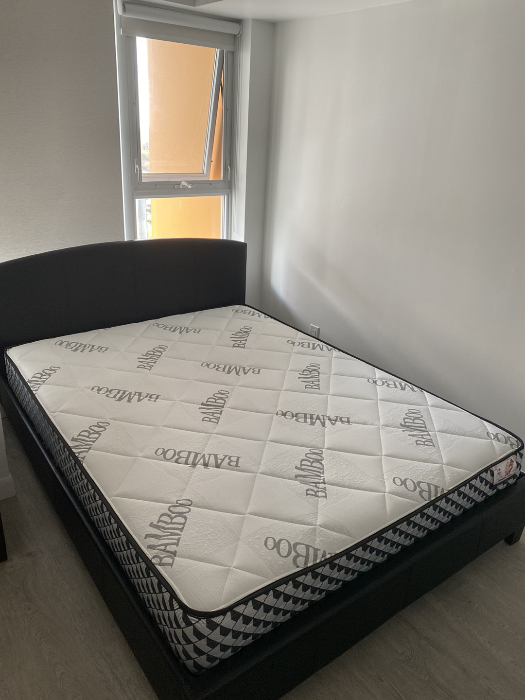 Queen Sized Bed Frame - Leather headboard & wooden frame image indicator(4)