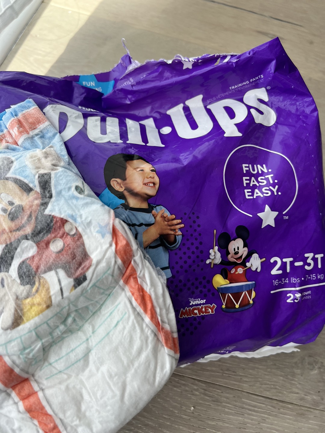 2T-3T Huggies pull-ups (Open)