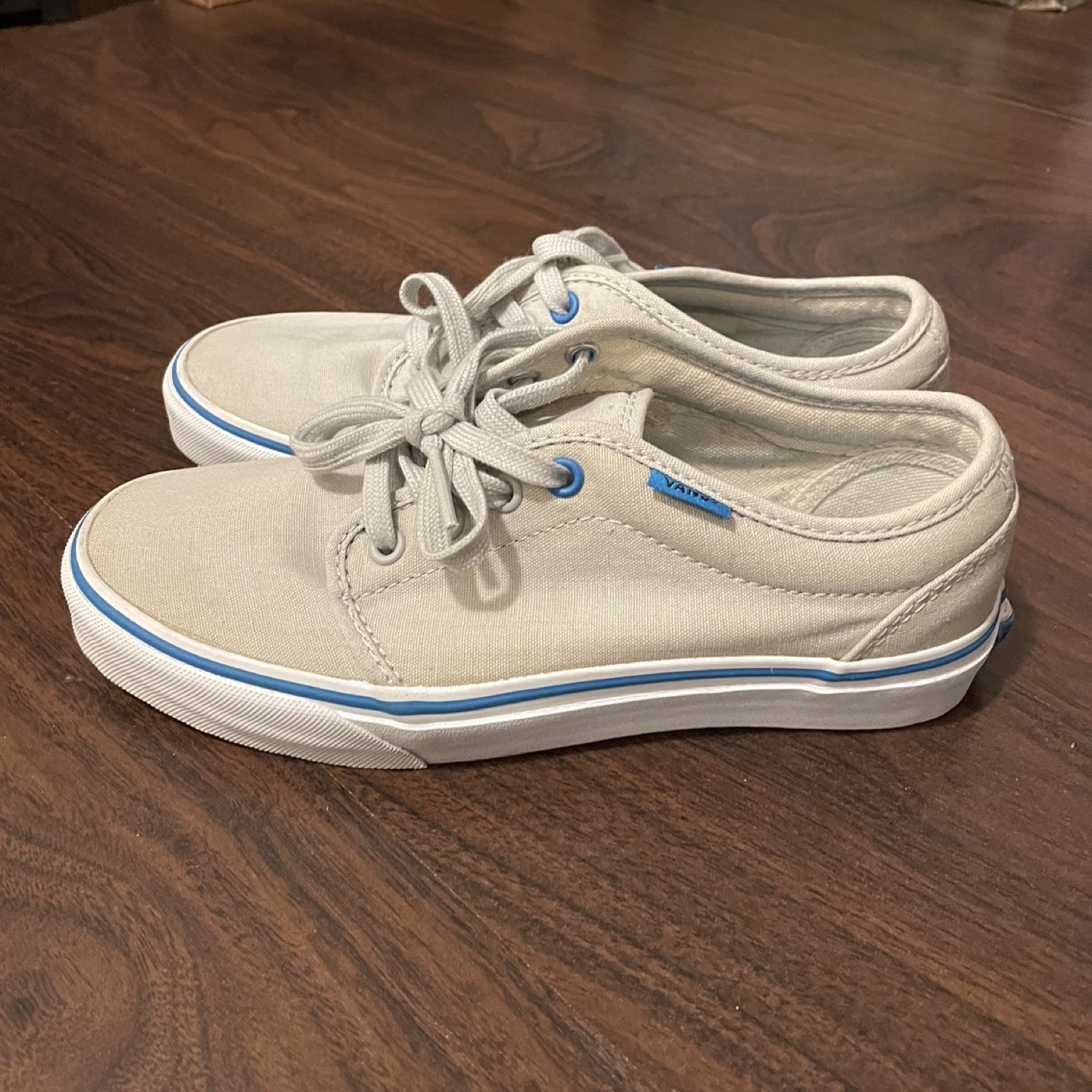 Vans Shoes thumbnail