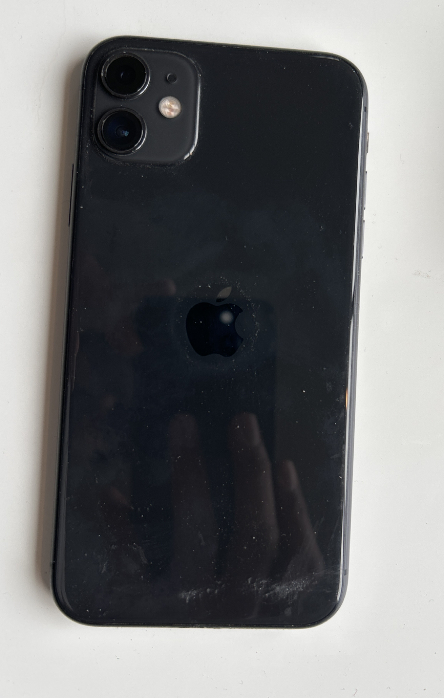 iPhone 11 (2019) - photo 2