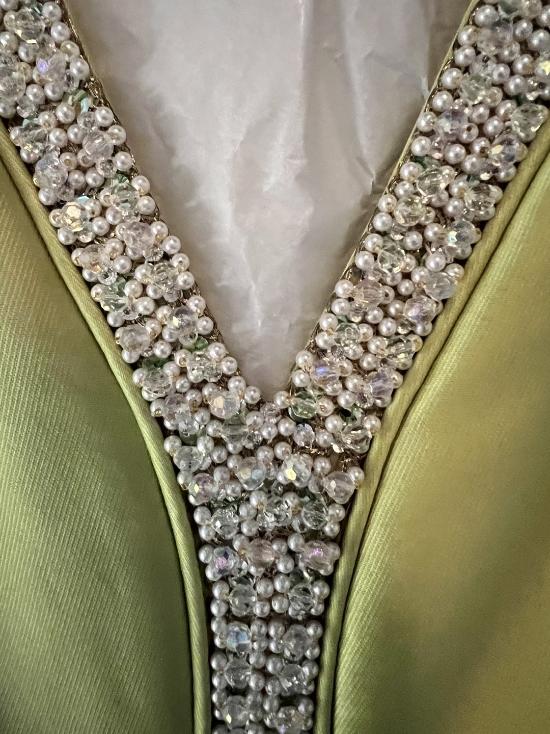 Elegant Bejeweled Vintage Dress (size 10) - photo 3