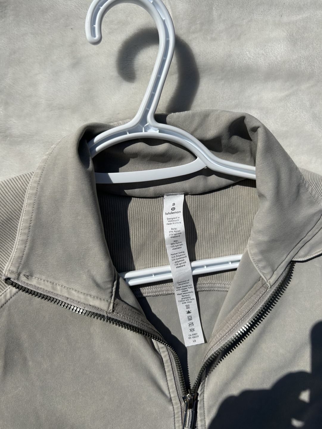 Lululemon jacket - photo 3
