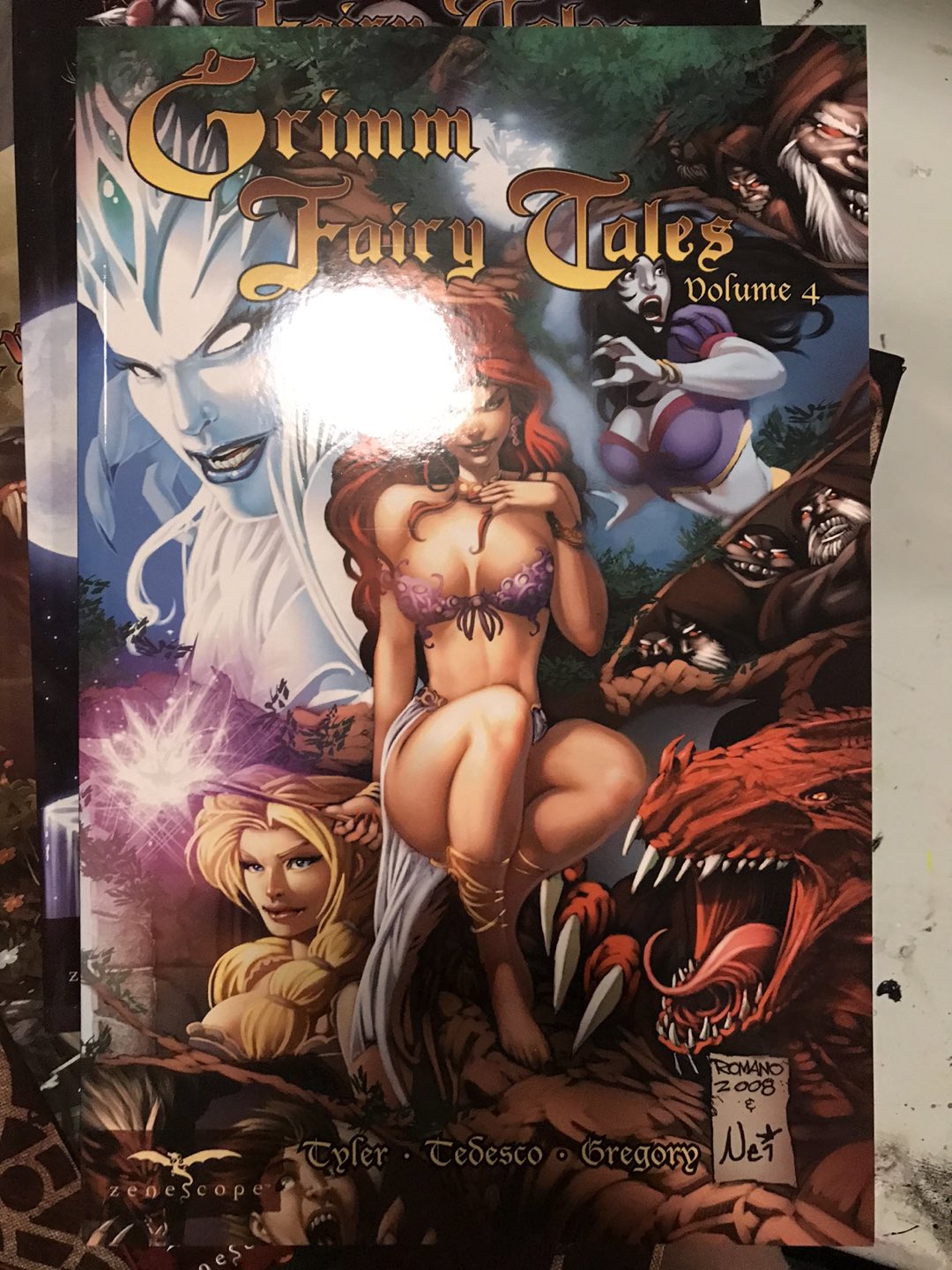 EUC - Grimm Fairy Tale box set (volumes 1-6) image indicator(4)