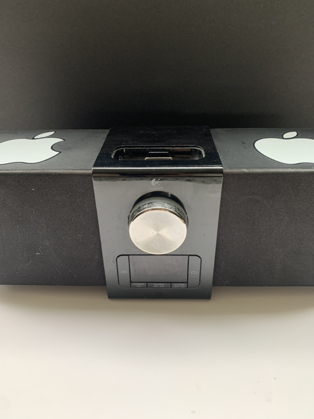 Logitech iPod speaker system - photo 4