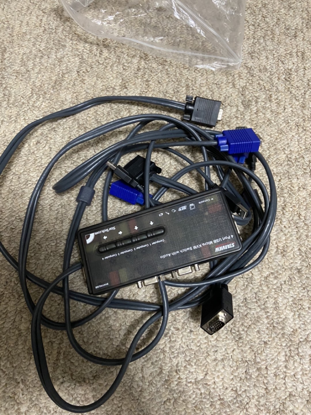 Star view 4 pot USB KVM switch with audio thumbnail