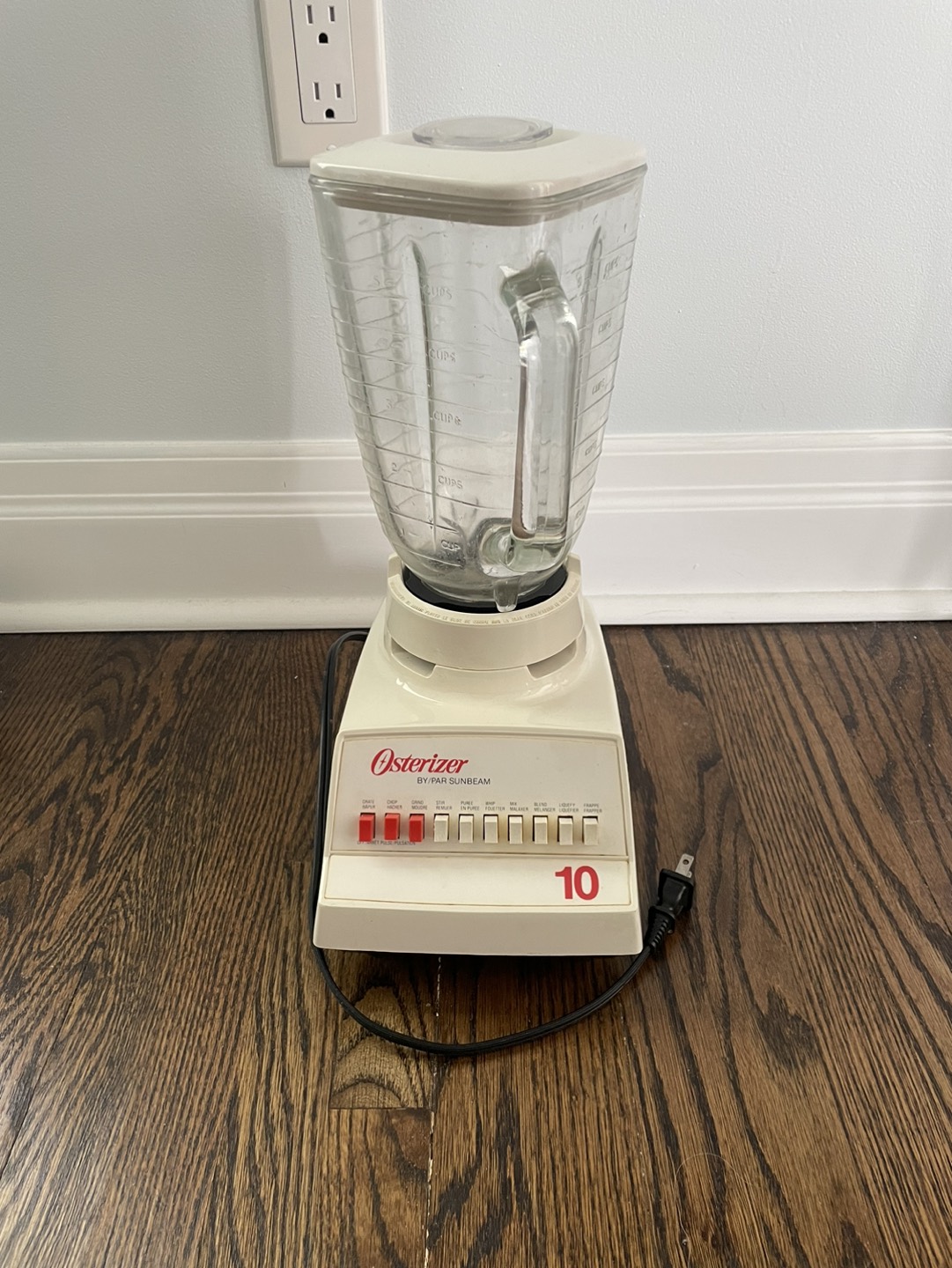 Vintage Osterizer multipurpose blender with glass jar thumbnail