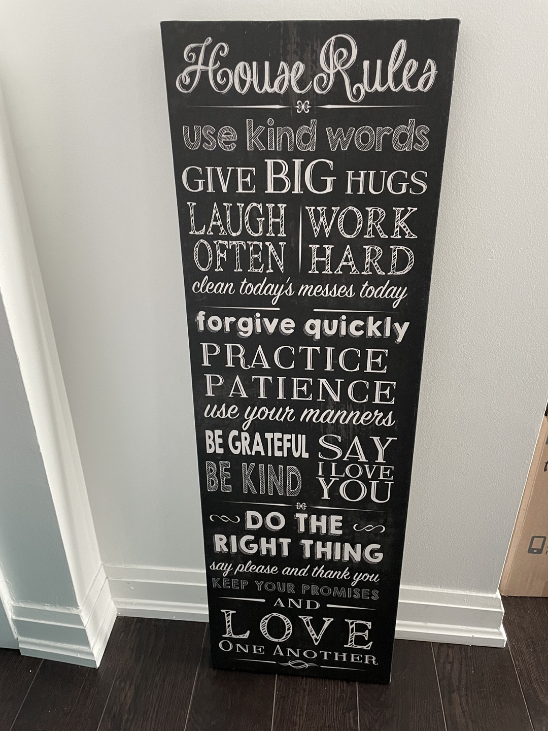 Wall decor thumbnail