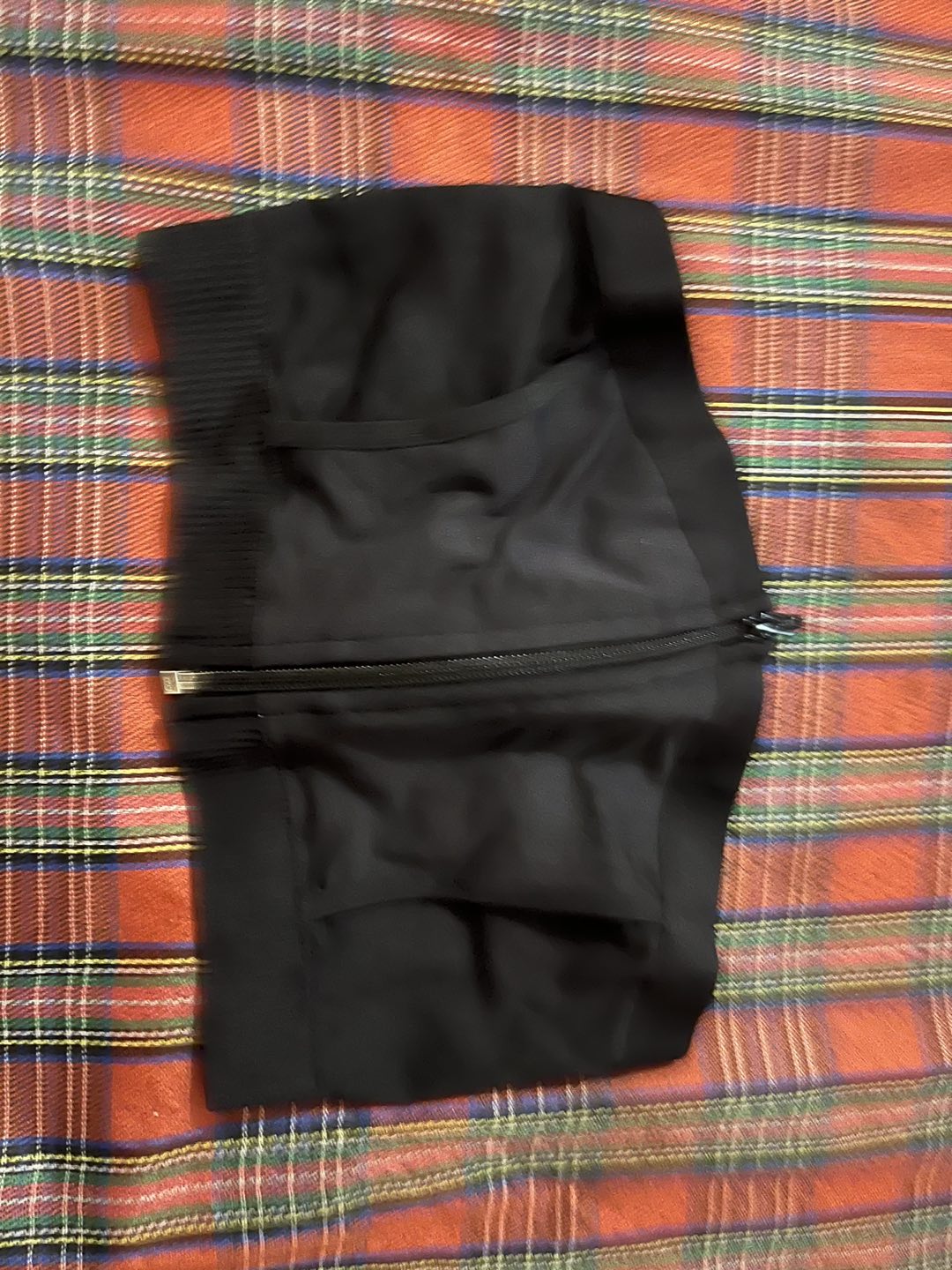 Medela Hands Free Pumping Bustier thumbnail